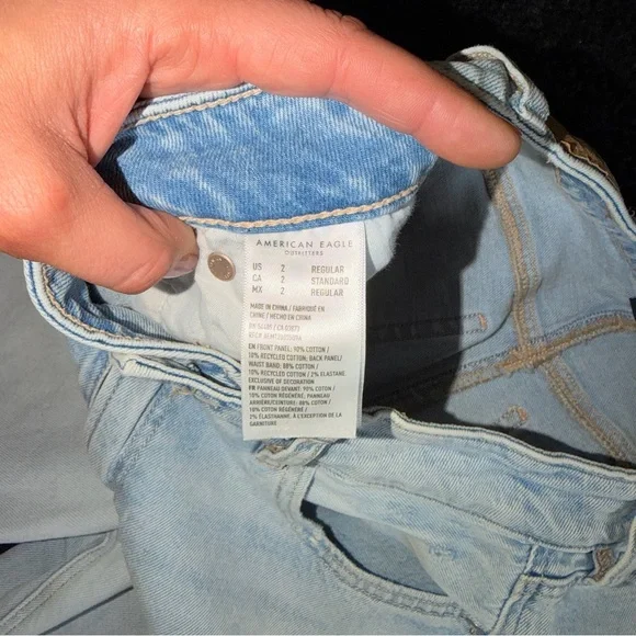 American Eagle Super High Rise Baggy Wide
Leg Ankle Jeans Strigid Denim Size 2 - Picture 8 of 13